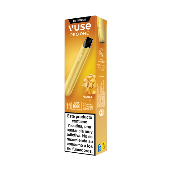 El Vuse Pro One Pen - Mango Ice de Vuse se presenta en un llamativo envase de color amarillo anaranjado, en el que destacan el elegante dispositivo de vapeo, unos tentadores cubitos de mango y una advertencia sobre la nicotina en español; ideal para quienes desean una experiencia de vapeo sostenible con el refrescante sabor a Mango Ice.