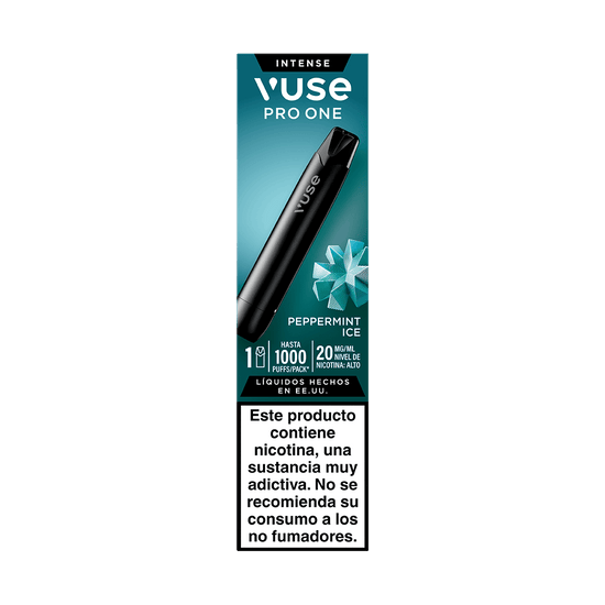 El embalaje del Vuse Pro One Pen - Menta Ice de Vuse destaca su elegante diseño en forma de bolígrafo y presenta un llamativo gráfico de menta helada. La caja incluye una advertencia sobre la nicotina en español: «Este producto contiene nicotina, una sustancia muy adictiva». Ideal para quienes buscan una experiencia de vapeo sostenible con el pod de Menta Ice.